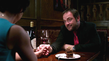 Dating the King of Hell and she doesn't know it. Dating the King of Hell and she doesn't know it.